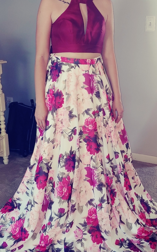 Faviana 2 piece size 6